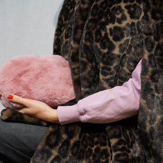 Apparis la belle fausse fourrure !